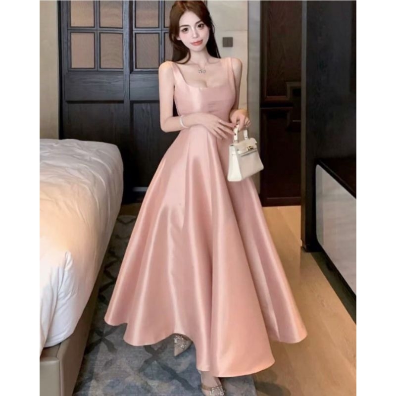 flare midi dress u neck simple basic polos sister photoshoot europe paris gaun pesta wedding party e