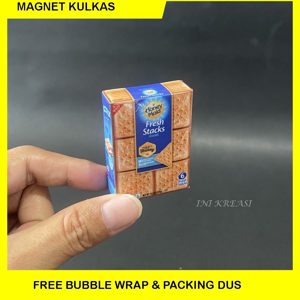MAGNET MINIATUR TEMPELAN KULKAS FRESH STACKS GRAHAM CRACKERS