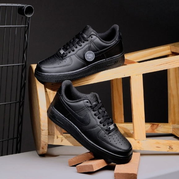 Air Force 1 Low Triple Black 100% Original