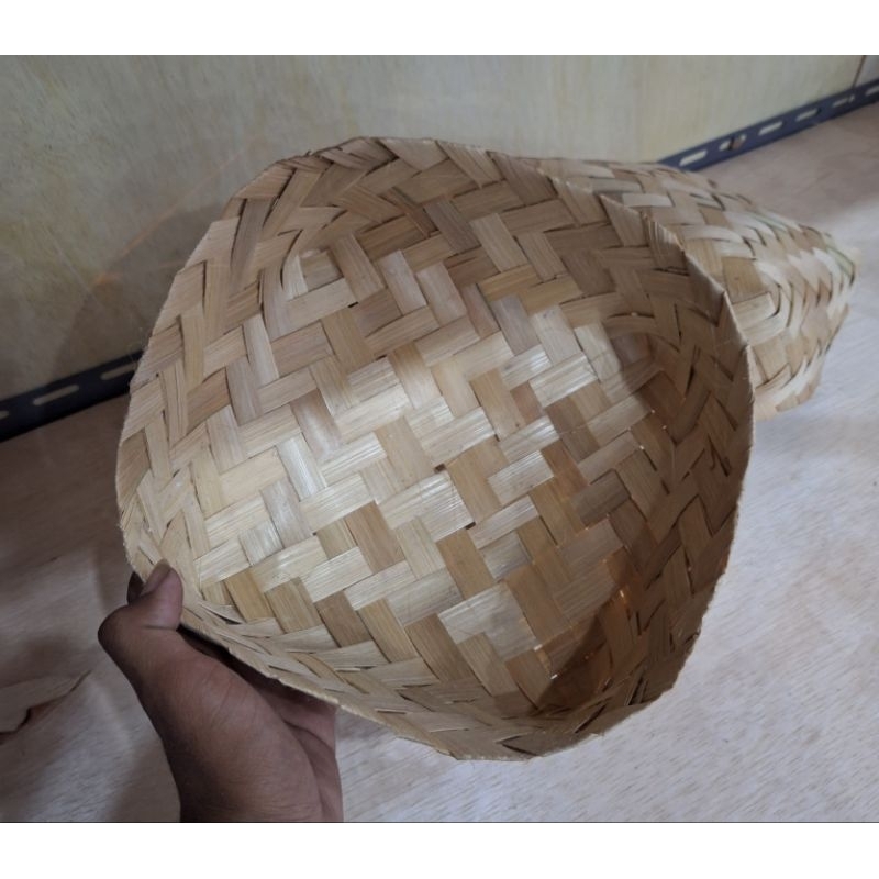 Besek Bambu Walet Bakul Natural Kerajinan Tangan Perpasang