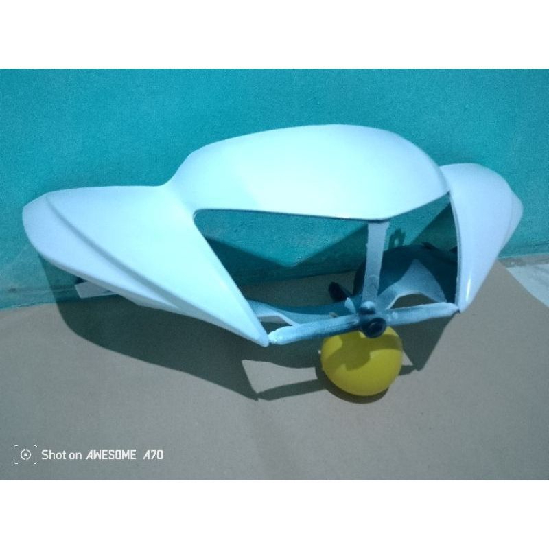 Totok Depan Batok Lampu Depan Mio J Warna Putih