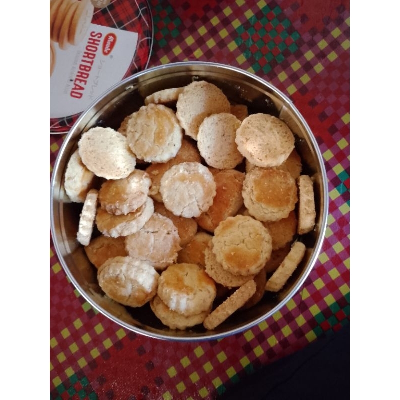 

kue kacang mente