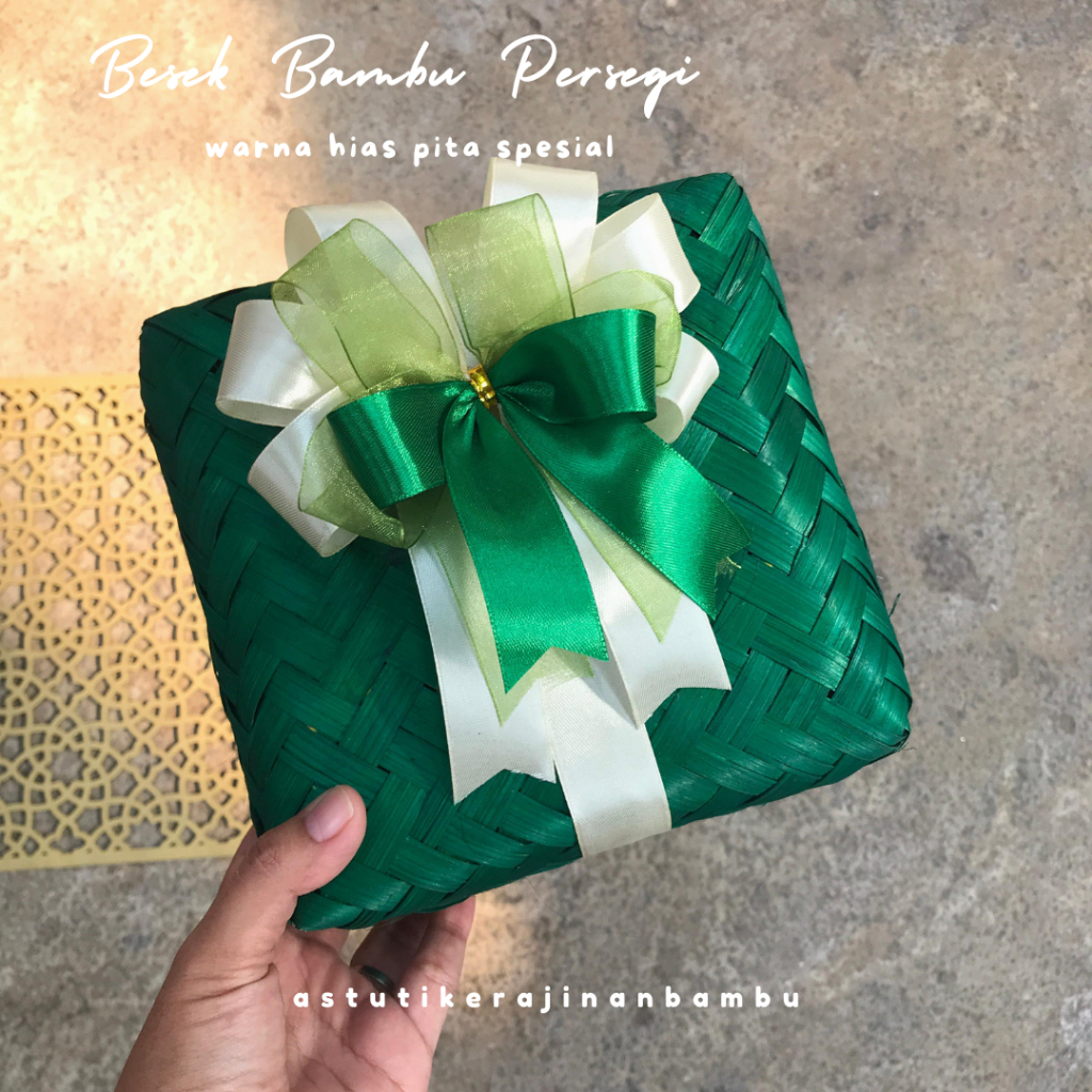 

Sepasang Besek Warna Warni Hantaran Cantik Murah untuk Packaging Makanan/SEPASANG BESEK WARNA PITA /Besek hampers besek HANTARAN murah besek makanan hantaran cantik box makan packaging cantik