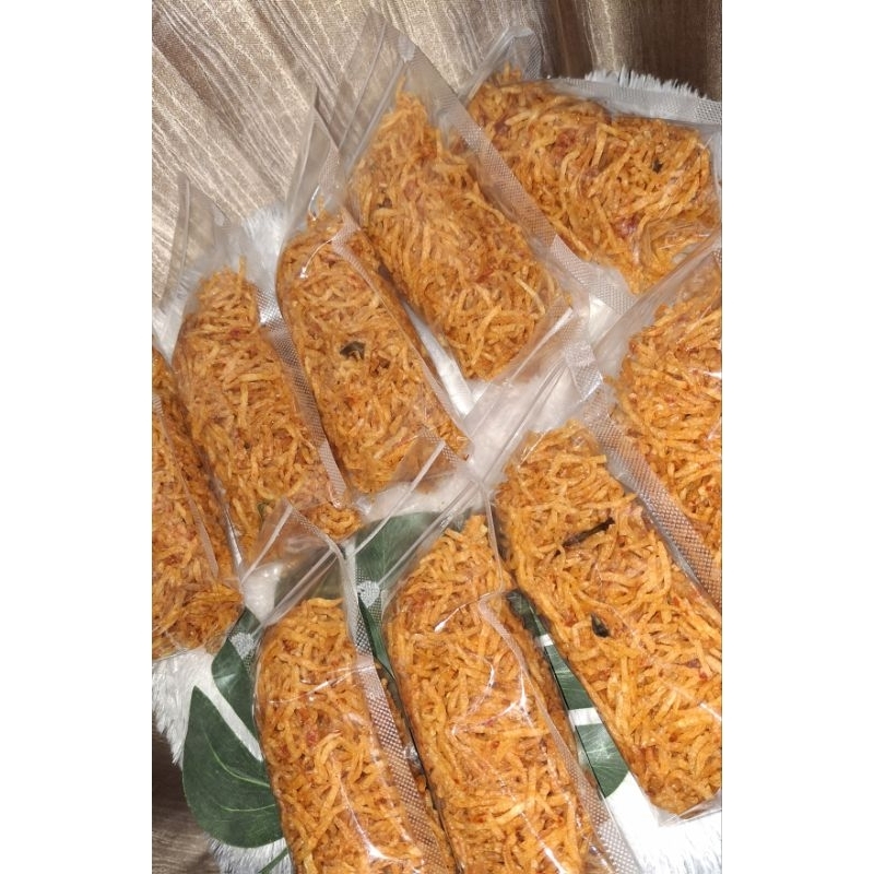 

PAKET RESELLER KERING KENTANG MUSTOFA UMMAZIE ISI 10POUCH TANPA LABEL