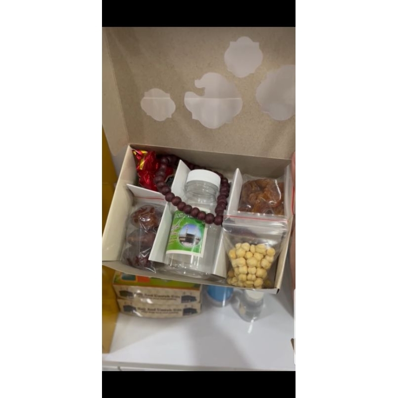 

PAKET OLEH-OLEH HAJI DAN UMROH