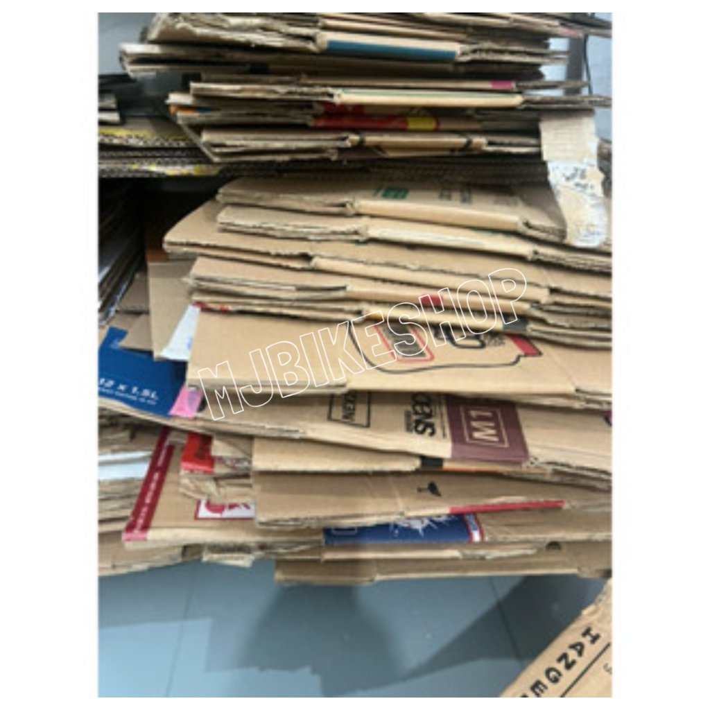 

KARDUS BEKAS UNTUK PACKING MASIH BAGUS, UKURAN BERVARIASI, LAYAK DIPAKAI
