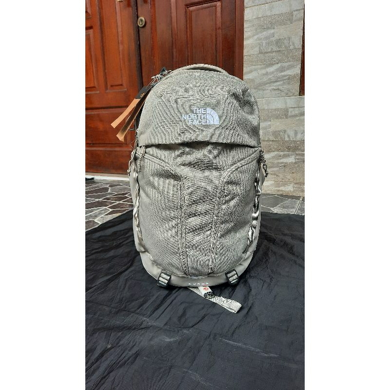 THE NORTH FACE WOMEN'S SURGE BACKPACK LAPTOP STONE SLAB TAS KANTOR TAS TRAVELING HIKING TREKKING ORI