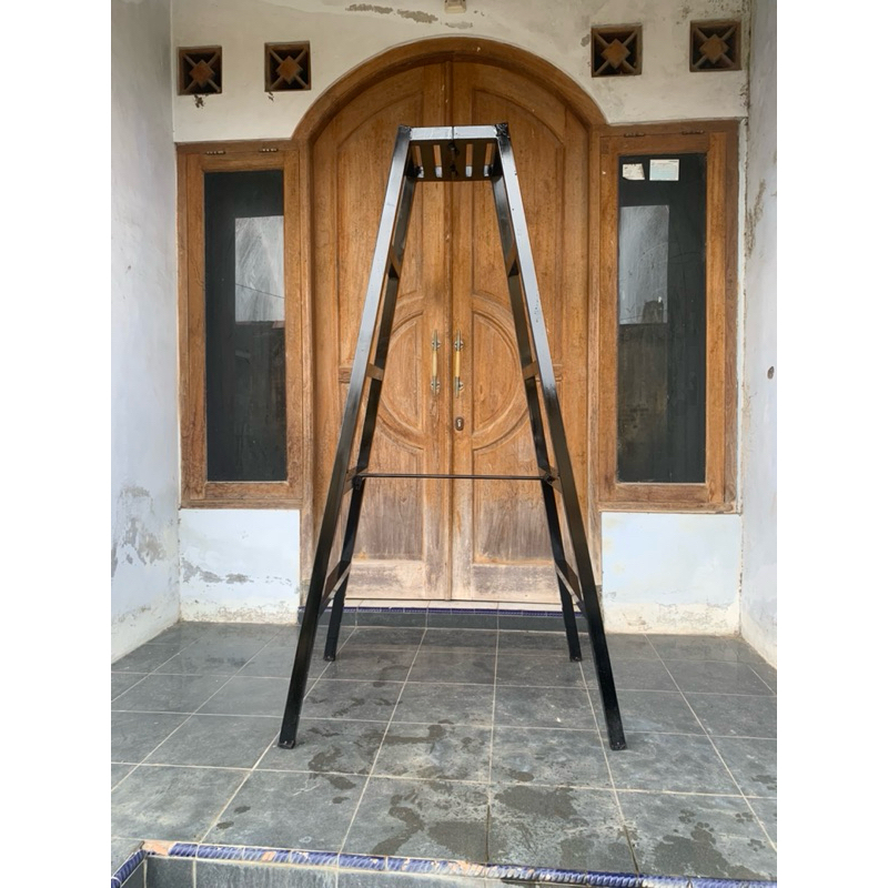 Tangga lipat besi hollow tinggi 2 meter