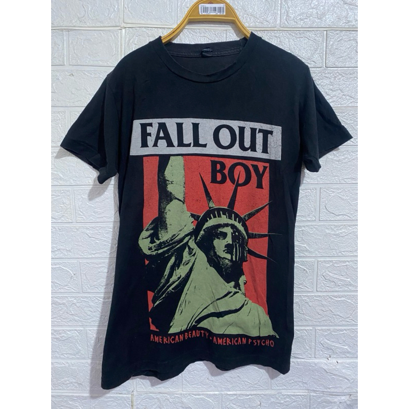 preloved baju band FALL OUT BOY