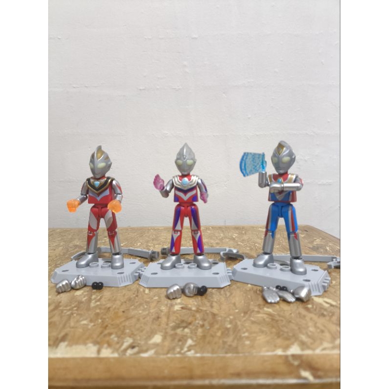 SET Blokees Ultraman TDG Tiga Multi, Dyna Flash, dan Gaia v2