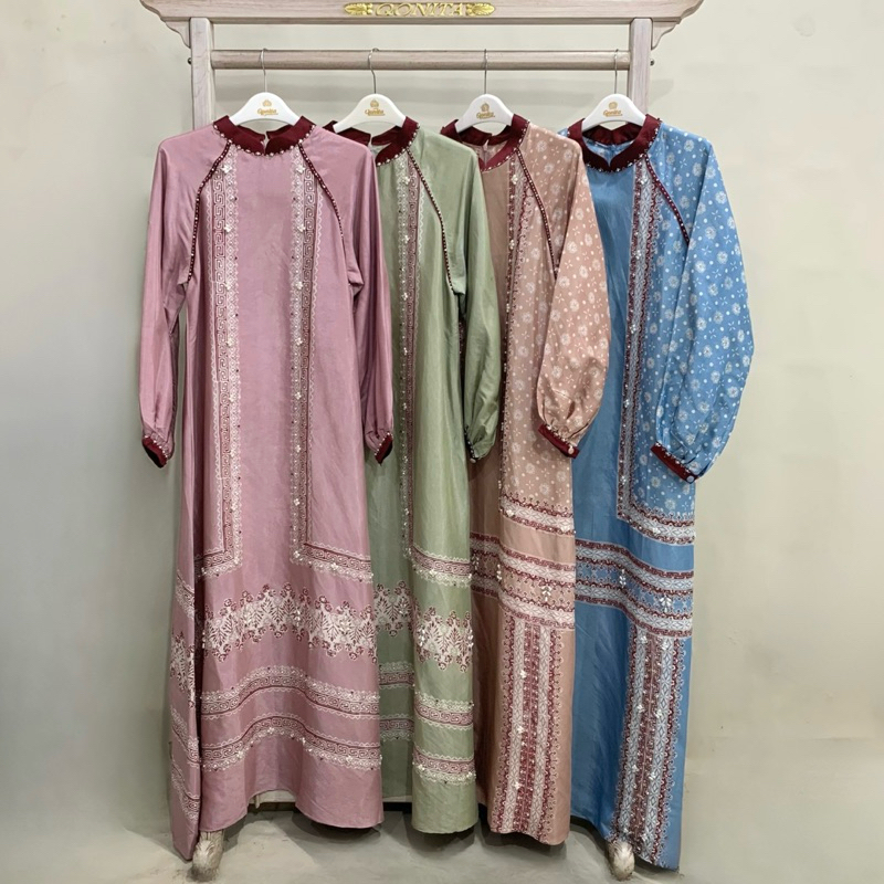 Gaun Emily - Gaun Batik Soft - Gaun Batik Berpayet - Gaun Simple - Gaun Elegant - Gaun Batik Cantik