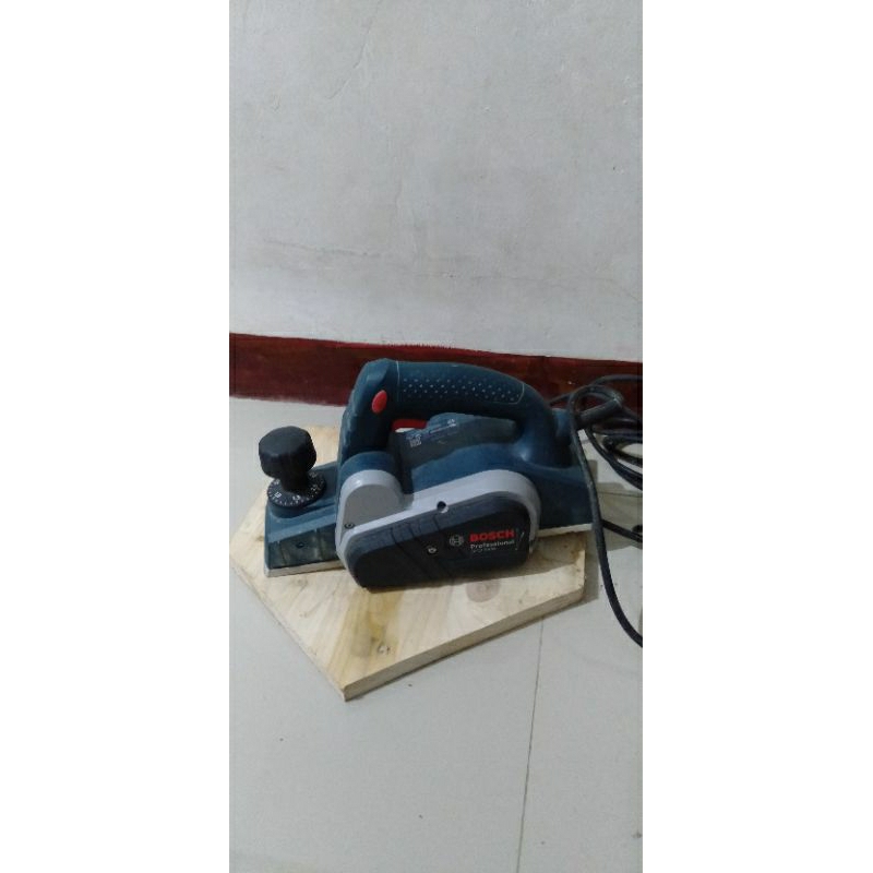 planer kayu