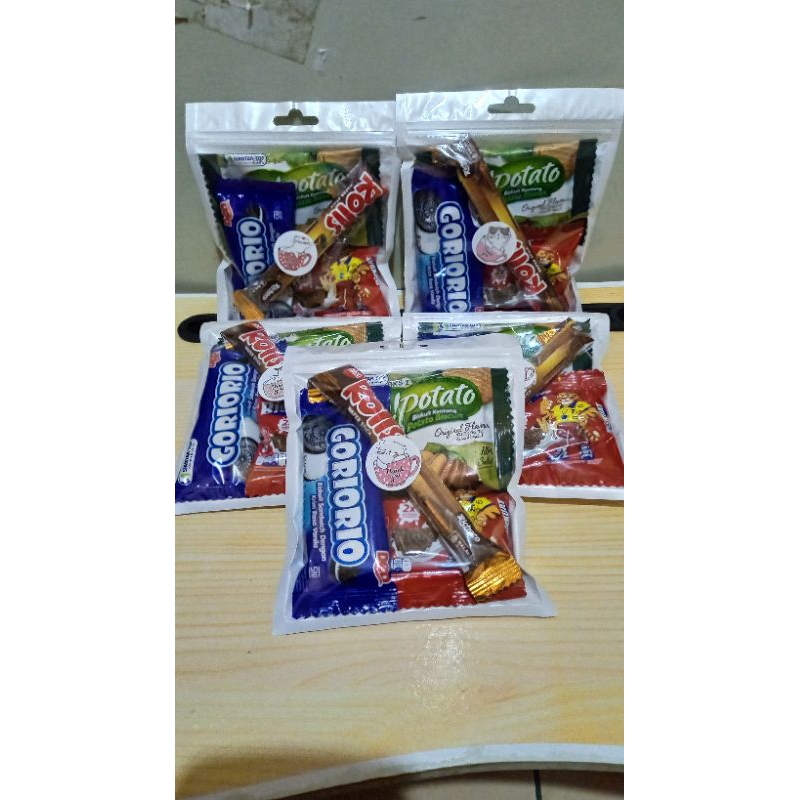 

MINI GIFT SNACK MURAH / BINGKISAN MINI / ULANGTAHUN / HAMPERS / SNACK