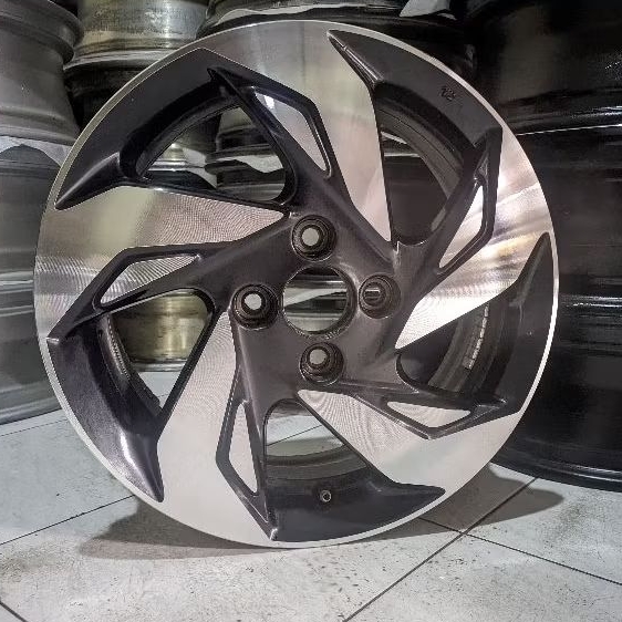 Velg Original/OEM Mobilio RS R15