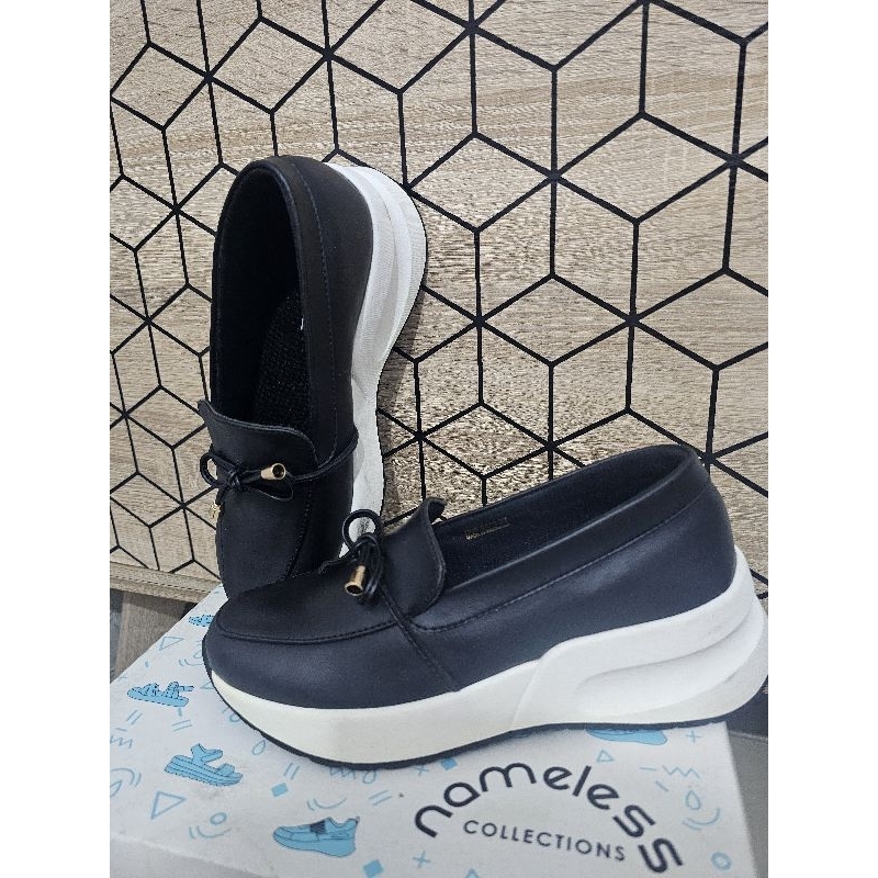 Slip ON Nameless by ELIZABETH