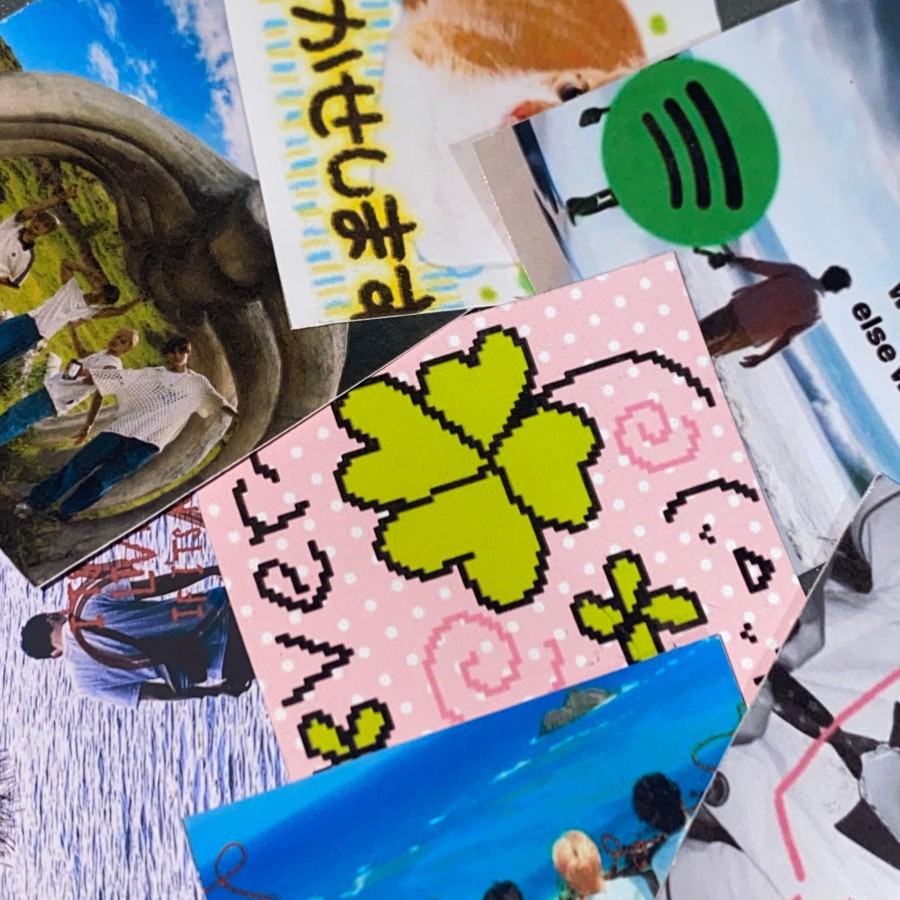 

STICKER CUSTOM | Jasa print sticker glossy custom 6x6 cm