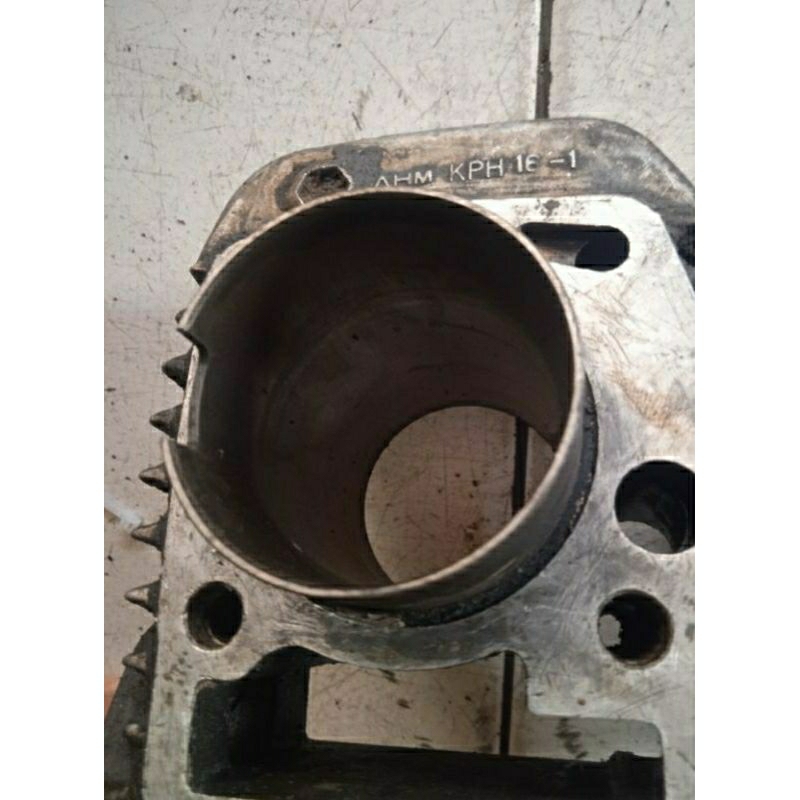 Boring bahan Honda Supra x 125 karbu karima copotan original
