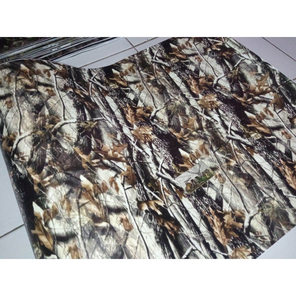 

Stiker Camo White HW 50x50cm