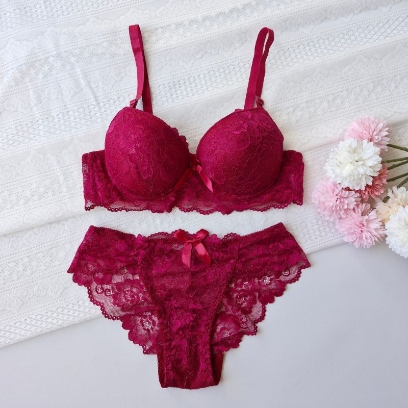 PUSH UP BRA RENDA SET DAN CELANA DALAM BRA KAWAT BUSA TEBAL