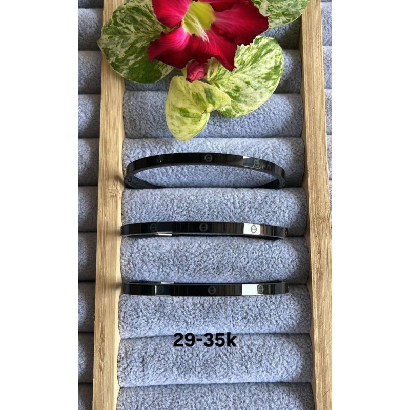 gelang cartier titanium