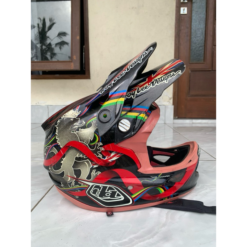 helm tld d3 carbon