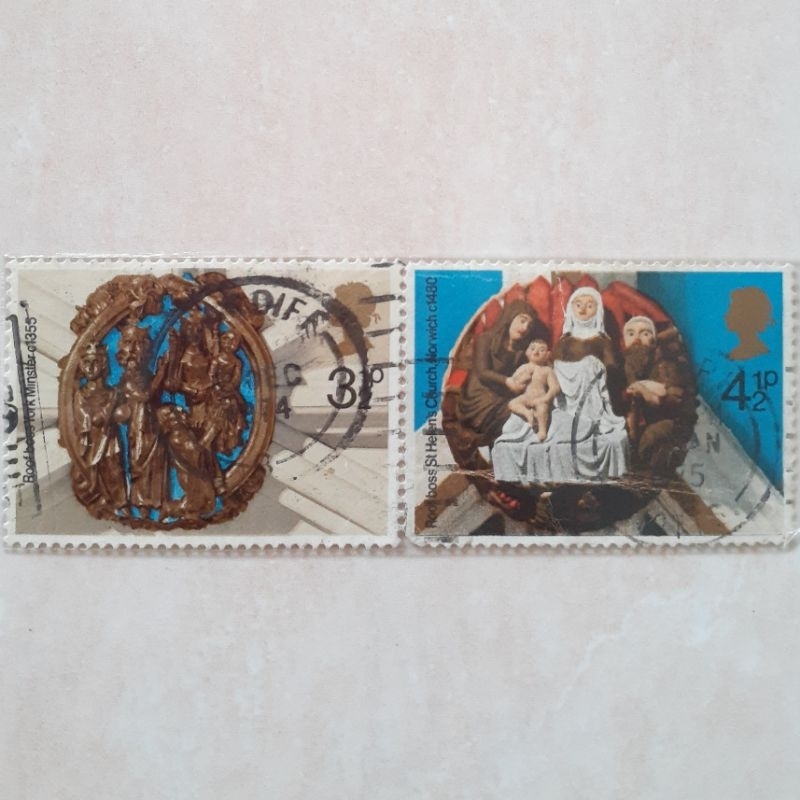

Perangko Inggris Britania Raya Christmas 1974 (Church Roof Bosses) Tahun 1974 set 2pcs