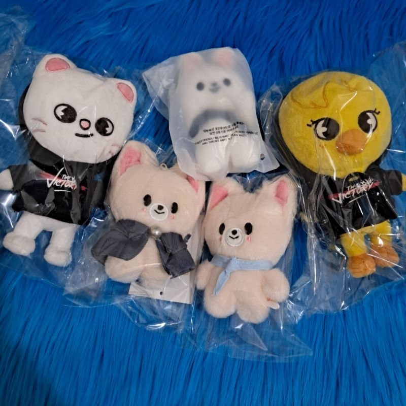 Skzoo plush skzoo plushie magic school skzoo magnet wolfchan leebit quokka puppym dwaekki foxy bboka
