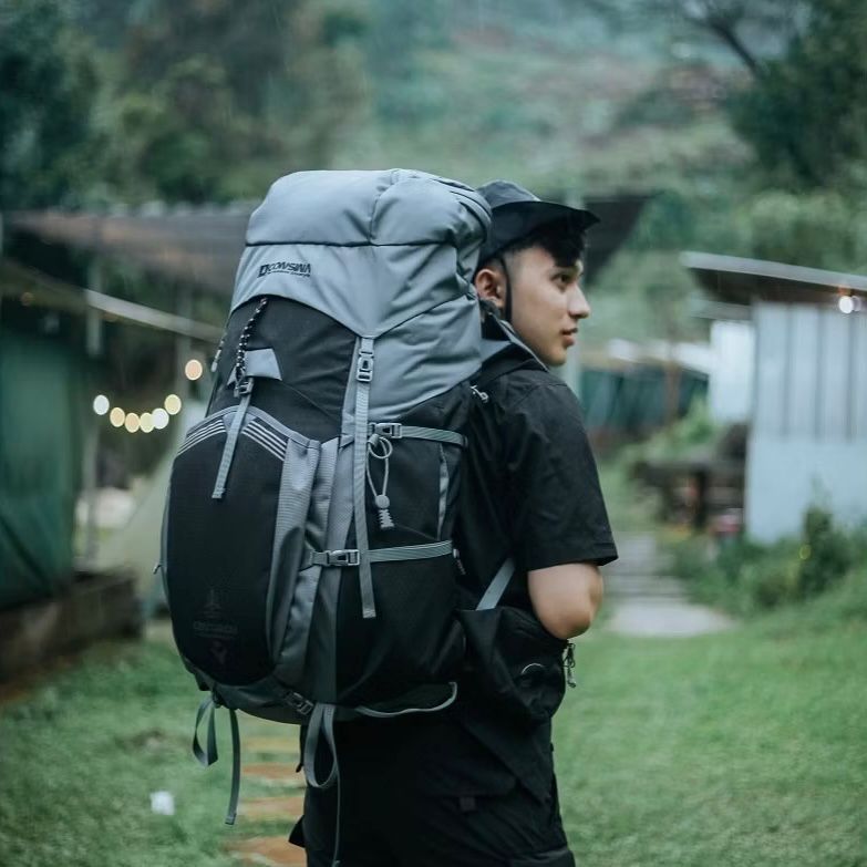 CONSINA CENTURION COMMANDER - CARRIER - TAS GUNUNG - RANSEL HIKING