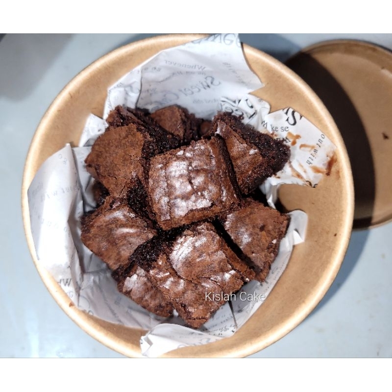 

BROWNIES BITES 12 OZ KISLAH CAKE