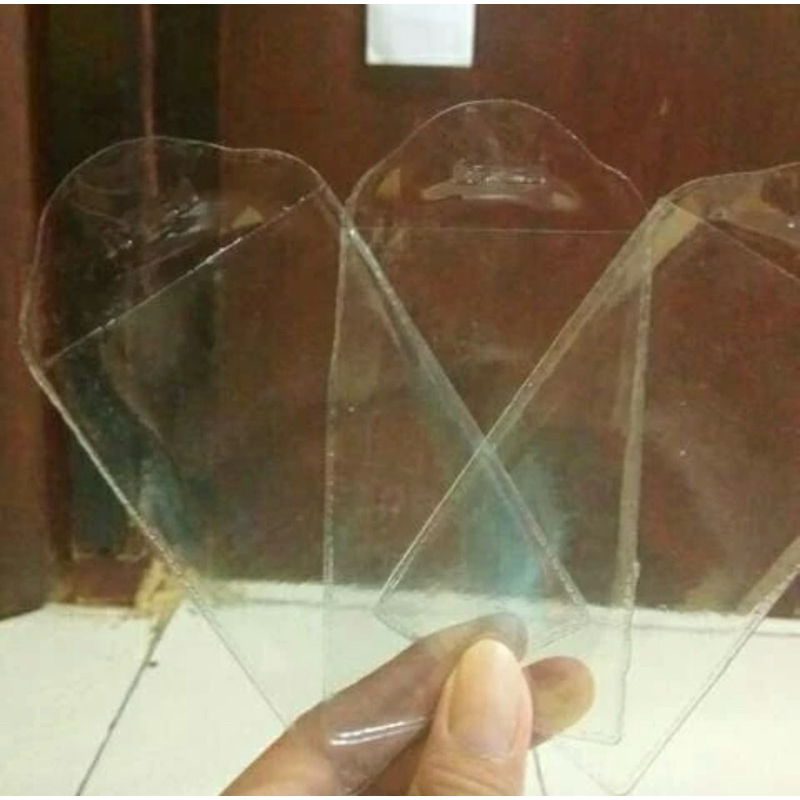 

Plastik Mika PVC bening 7x10 cover emas LM Antam / KTP/ ATM/ eloll 0.2