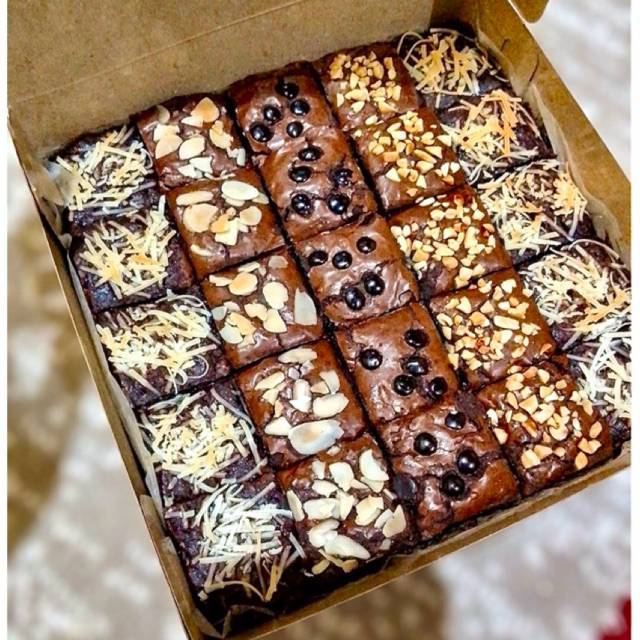 

Cakey Brownies topping sekat