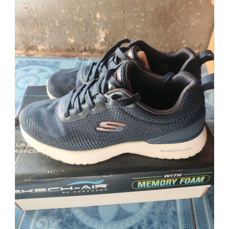 Skechers Dynamight 2.0