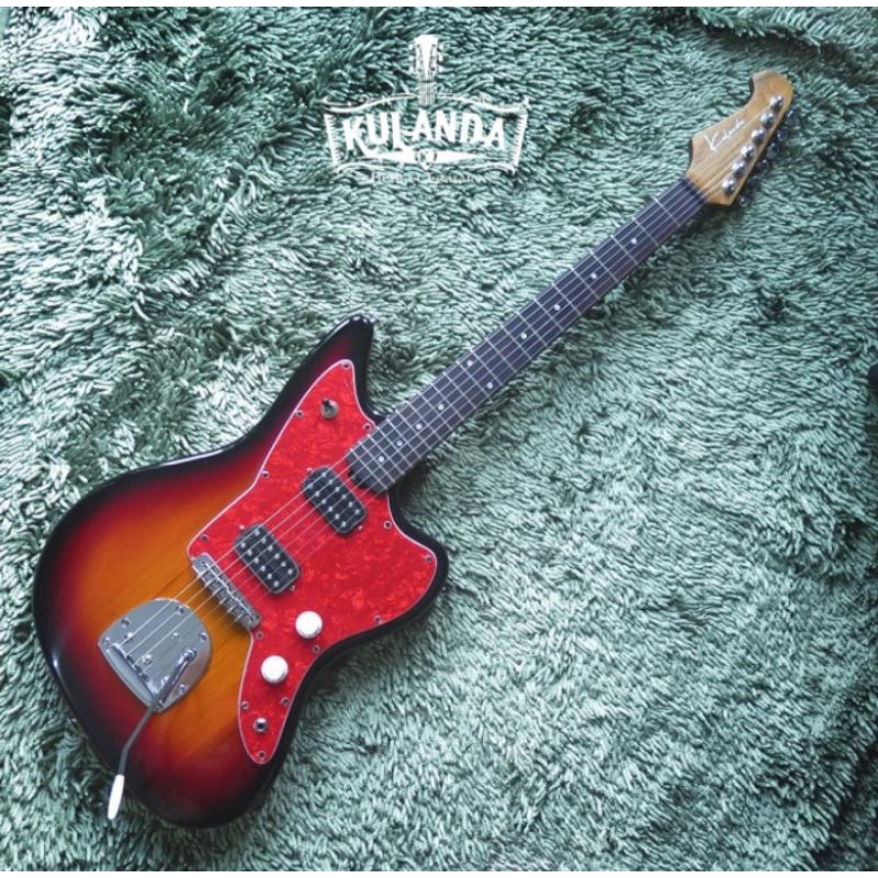 GITAR JAZZ MASTER KULANDA