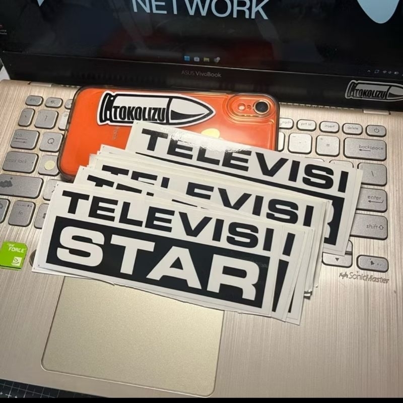 

STICKER PACK LAPTOP | TELEVISI ST4R (UKURAN BESAR) | STIKER HELM STIKER MOTOR STIKER TUMBLER