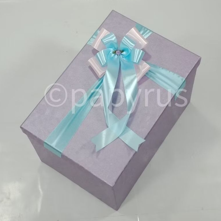 

PAPYRUS 20x30 Tinggi 20cm Kotak Kado Gift Box Hadiah V3