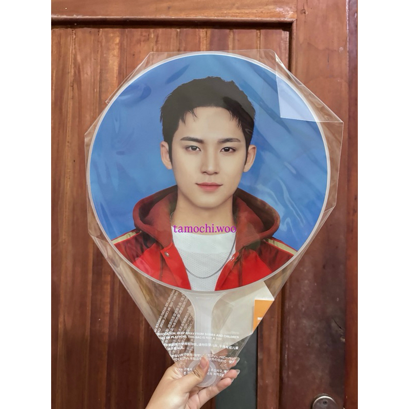 ready stock image picket seventeen caratland 2025