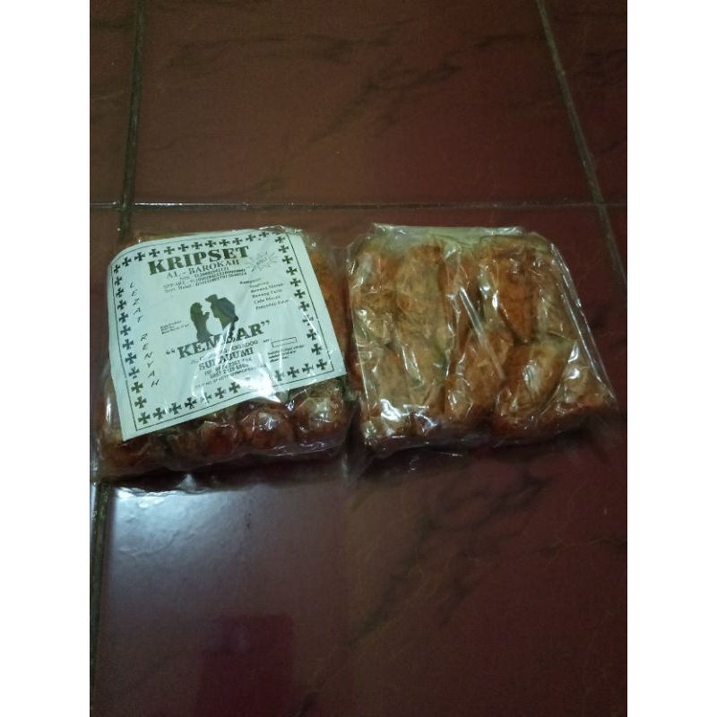 

Keripset super pedas 25gr gurih renyah si kembar Sukabumi