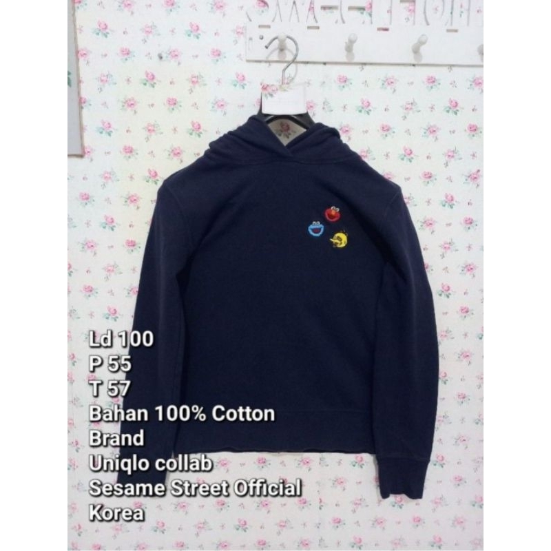 Uniqlo x Sesame Street