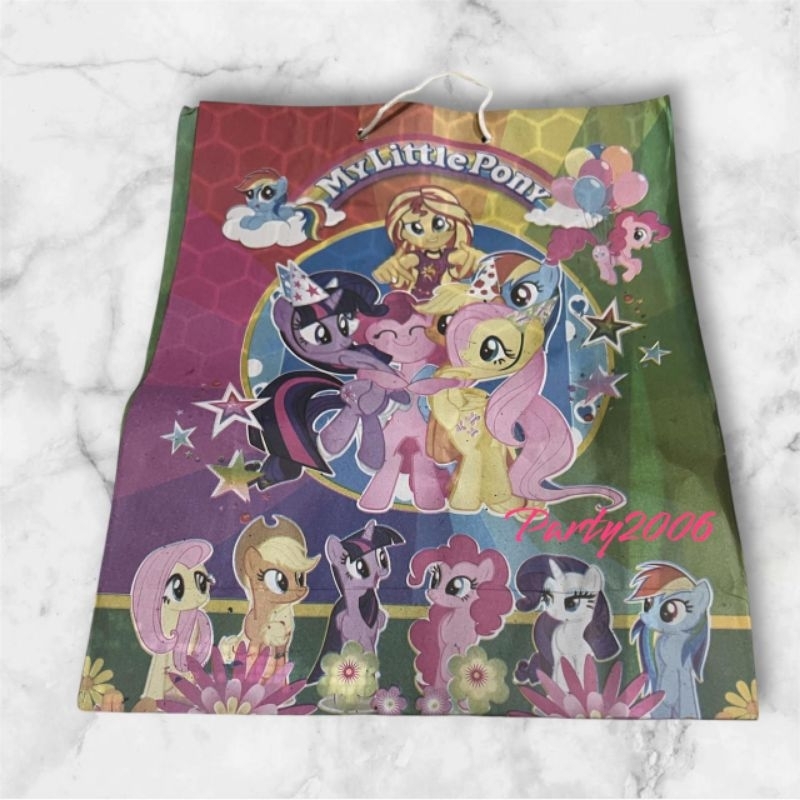 

Tas Snack Ulang Tahun kuda poni 20×28cm / Tas kertas isi 10pcs