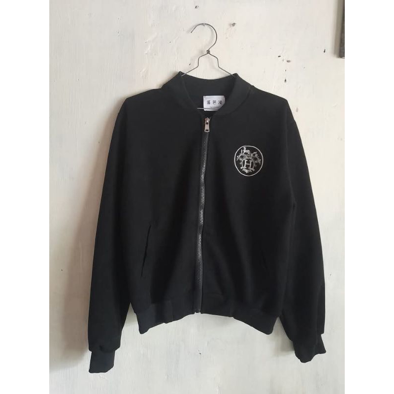 jaket bludru