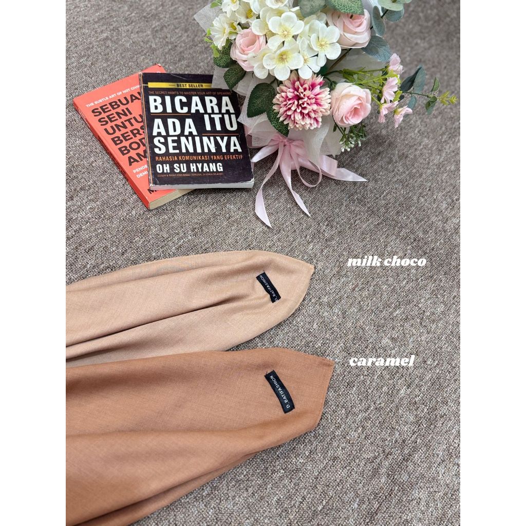 HIJAB VOAL Delia Scarft Premium Polos Ready Segi Empat 115cm x 115cm 4 sisi roll bis rapi BEST SELLE