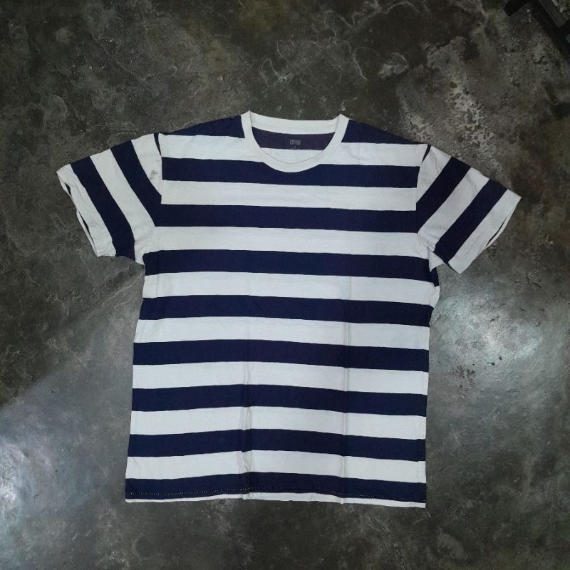 UNIQLO STRIPE T SHIRT WHITE BLUE