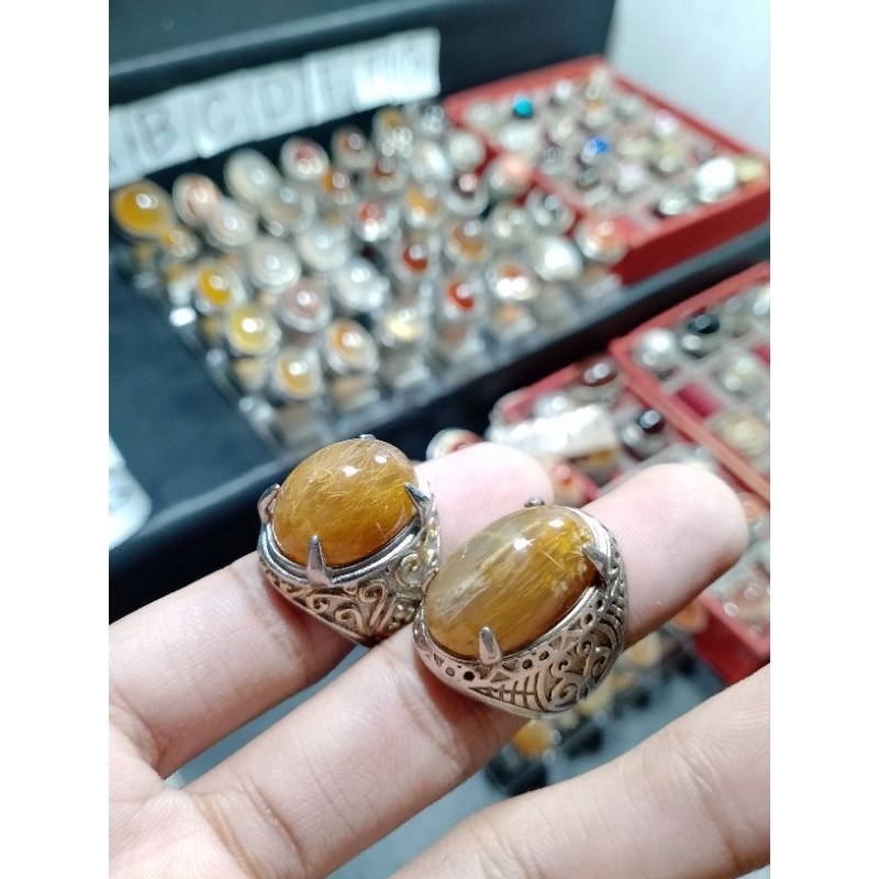 serat cendana serat emas