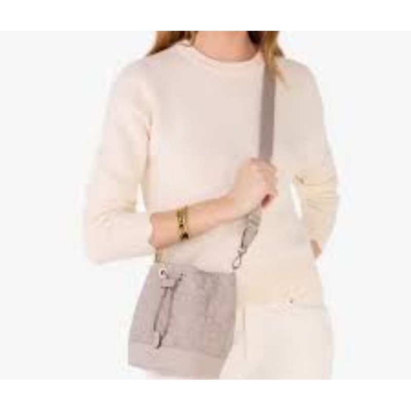 tas ks bucket quilted