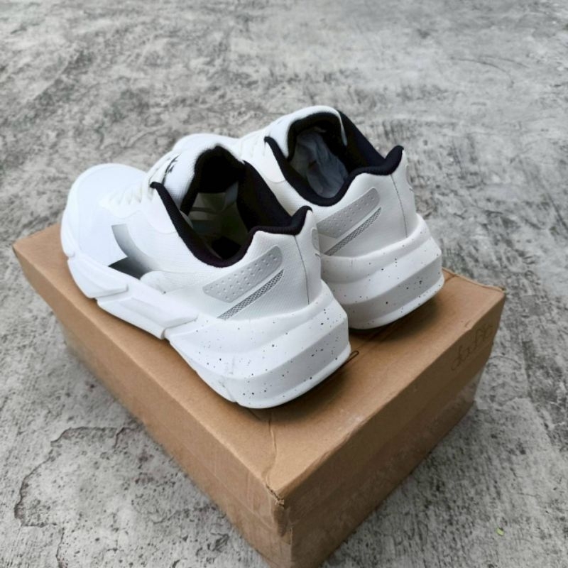 Diadora Kappi white