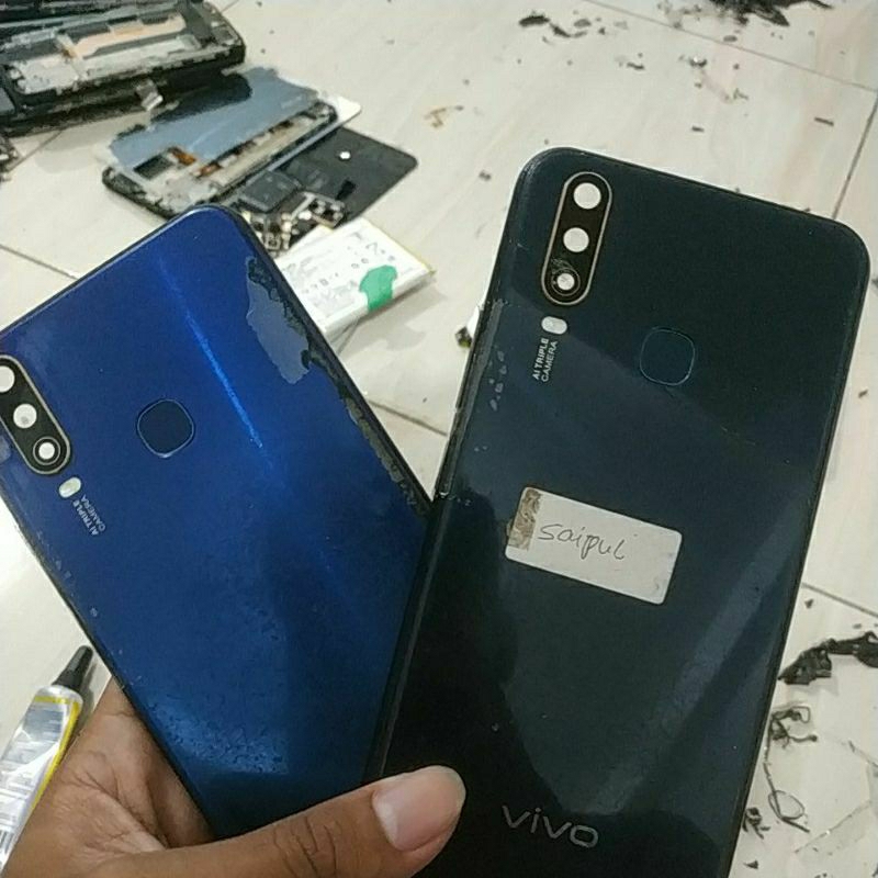 backdoor bekas Vivo y12 tombol lengkap plus fingerprint minus ada yang cet mengelupas dan retak sesu
