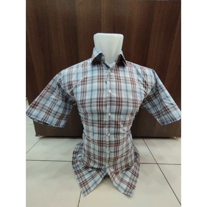 Alisan Kemeja Kerja Pria Motif Kotak-Kotak Lengan Pendek Reguler