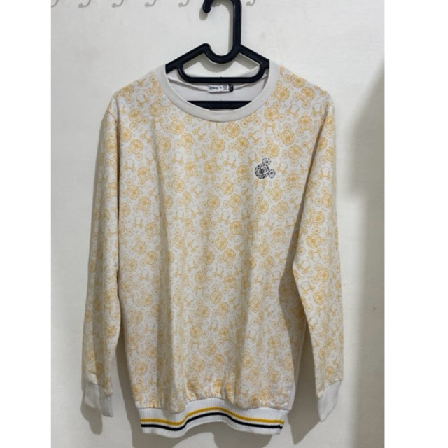 sweater disney x nevada preloved