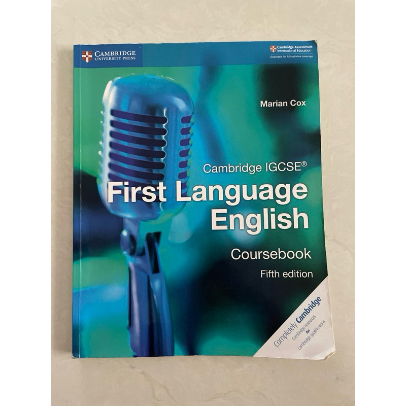 Buku Cambridge IGCSE first language
