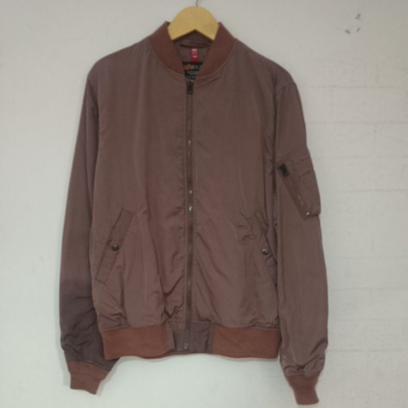 jaket bomber alpha industries